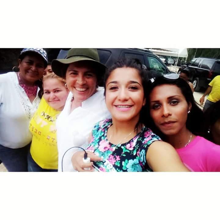 Laura Beristain trae a “paleros” desde Tabasco