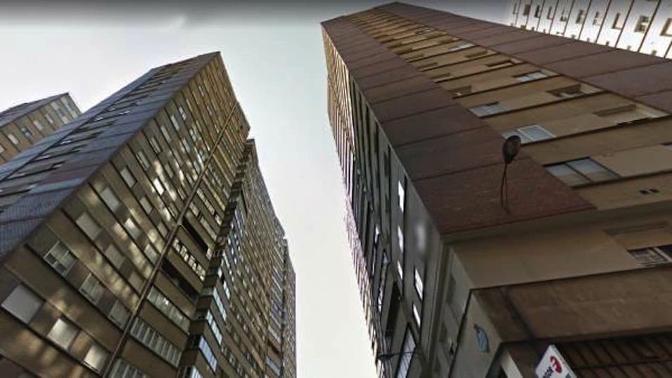 Mujer murió tras caer al vacío cuando intentaba entrar a su casa por la ventana