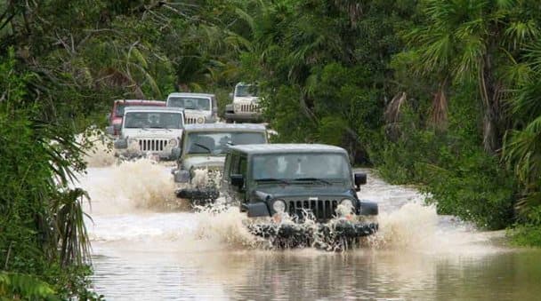 Pasa un día de safari abordo de un jeep, de la mano de Cancun Adventure