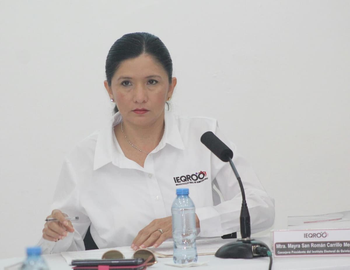 Orienta Ieqroo a Janix sobre uso del dinero para campaña