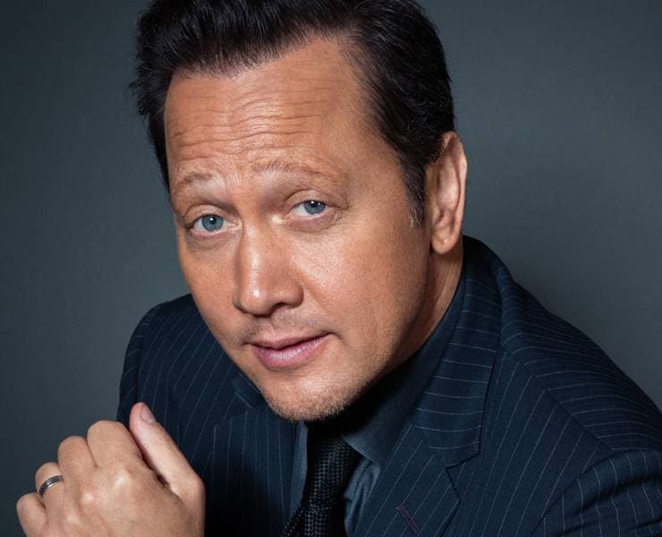 Rob Schneider felicita a Tigres Femenil por su nuevo título a través de un video
