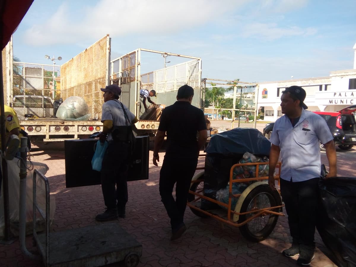 Entre 30 y 35 toneladas de desechos reciben al mes en Reciclatón