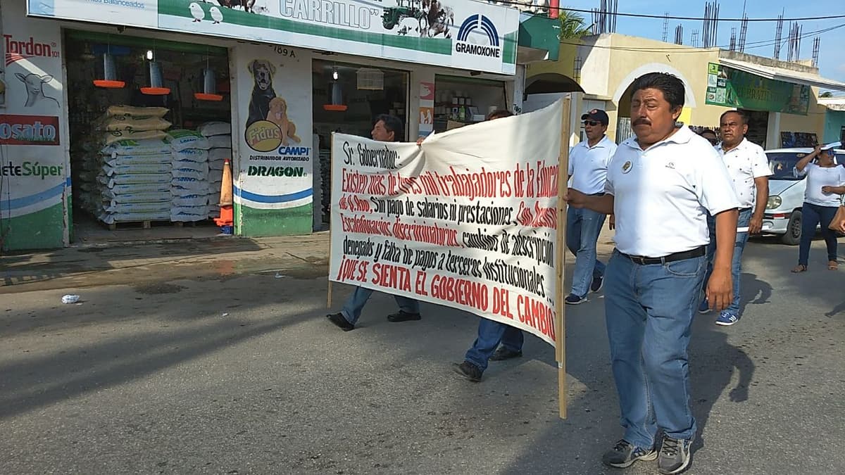 Exige Siteqroo reinstalación de maestros cesados