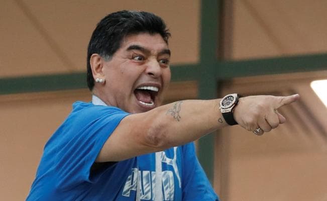 Siempre sí, Maradona se declara "hincha" de México