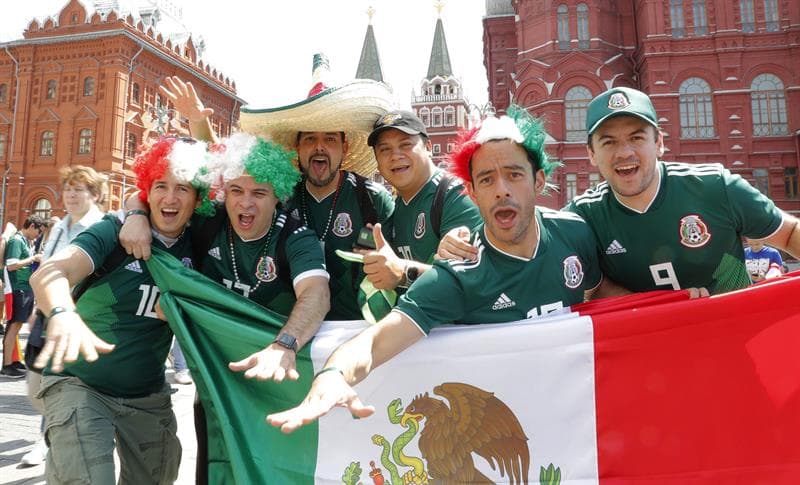 ¡De pena ajena! Mexicanos son detenidos por robo