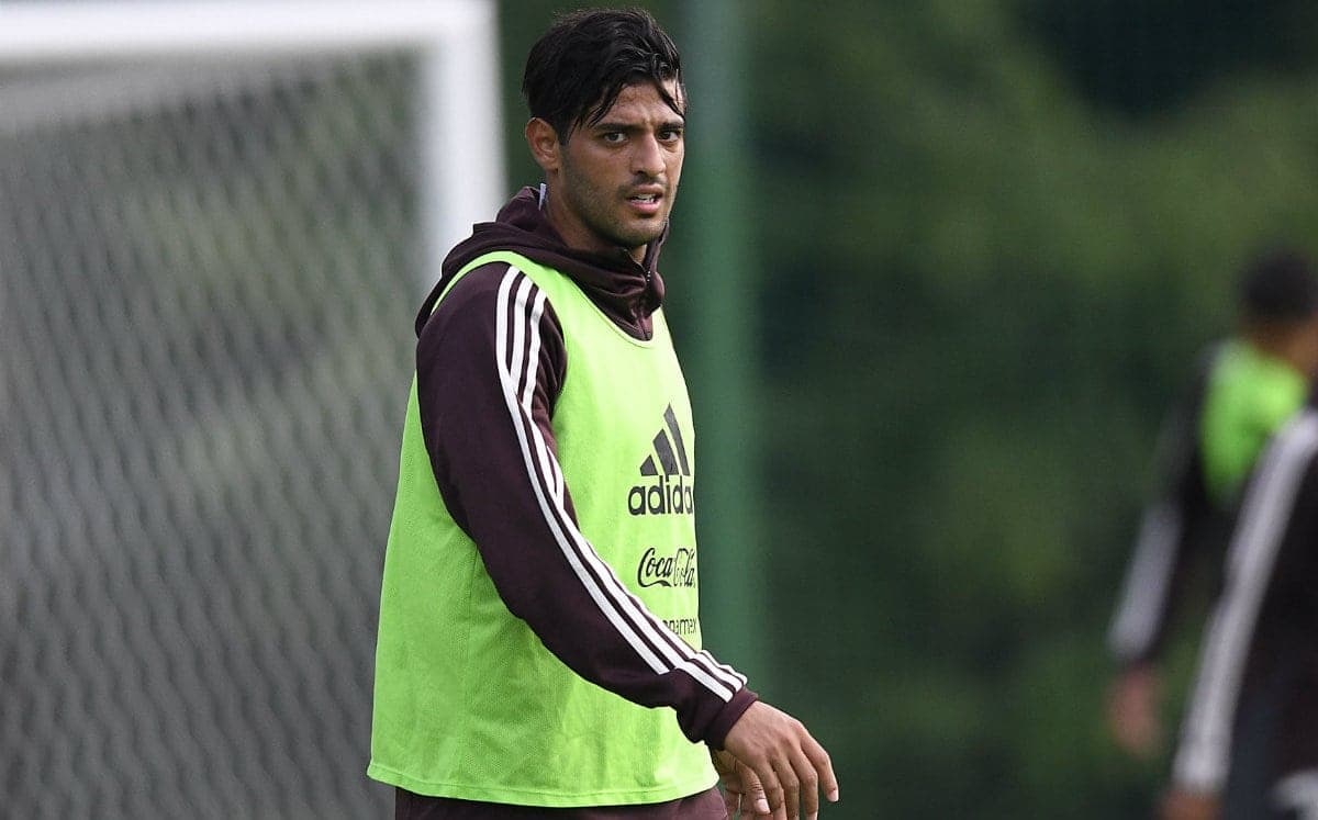 Carlos Vela se despide de su abuelo