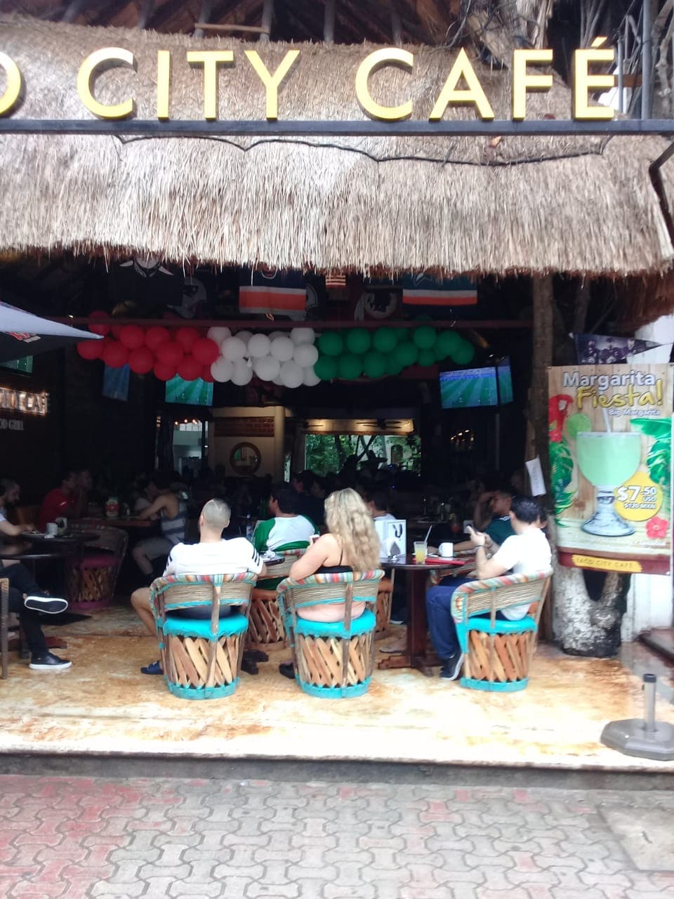 Bonanza restaurantera deja el México-Alemania