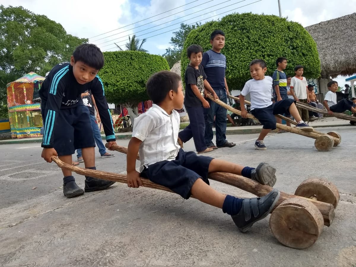 Juegos tradicionales mayas siguen vivos en Tihosuco