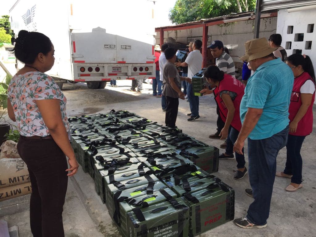 Recibe Ieqroo material electoral de cuatro municipios