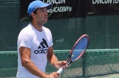 Astorga se encamina a su décimo título en el circuito de tenis