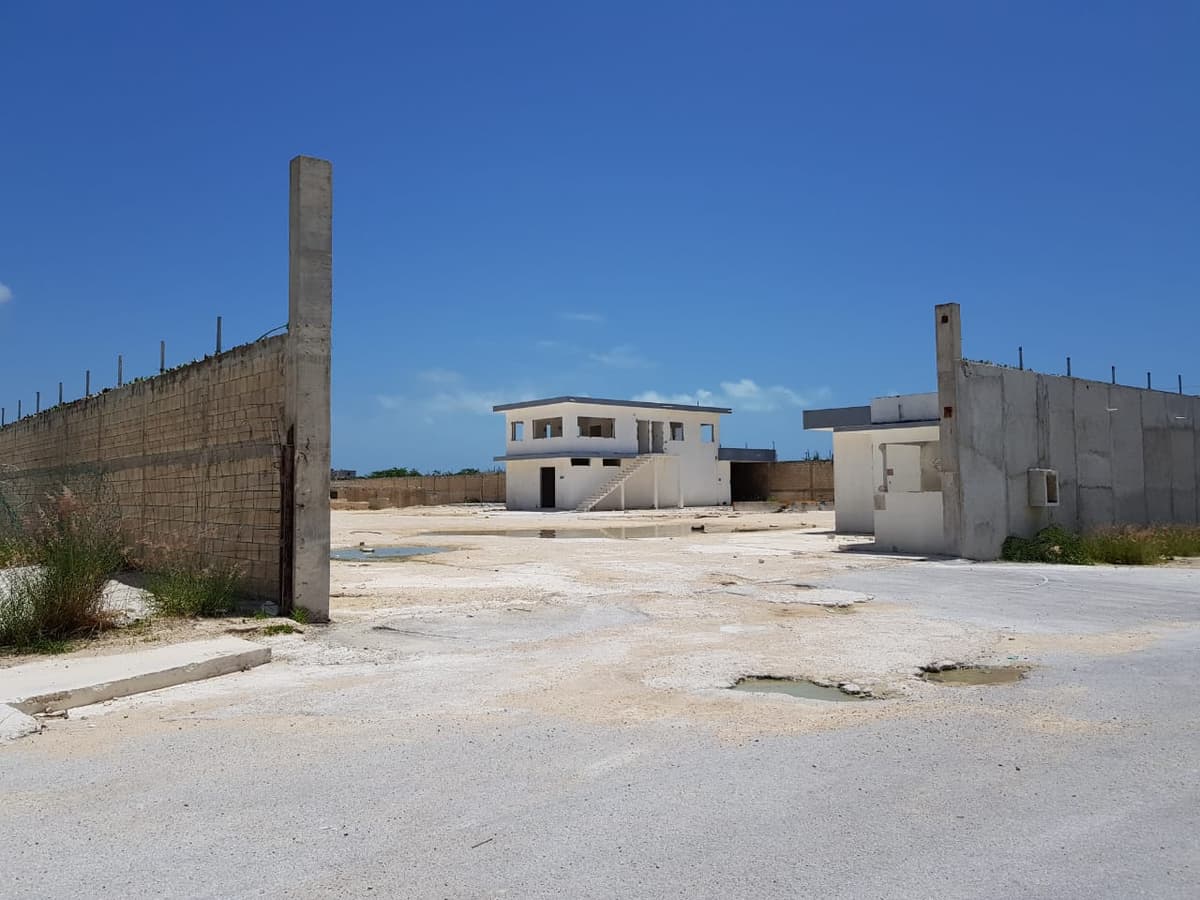 Cementeras dejaron predios abandonados