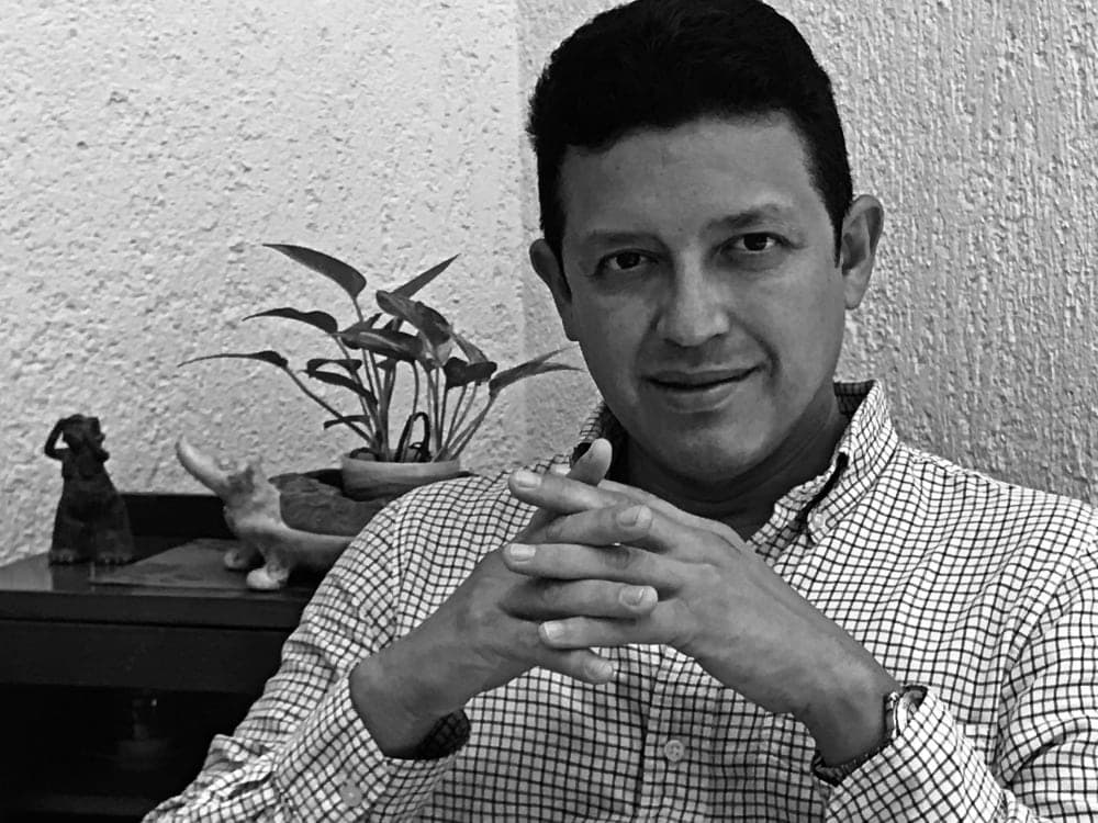 Presentarán el libro "Sureste", del antólogo Carlos Martín Briceño