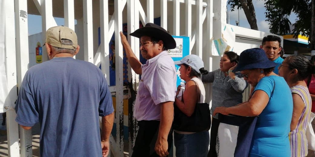 Se retrasan las casillas en Leona Vicario