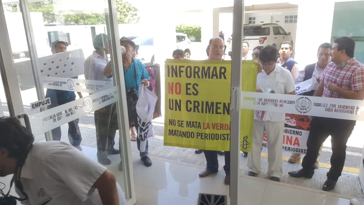 Exigen periodistas al vicefiscal resultados por asesinatos en el gremio