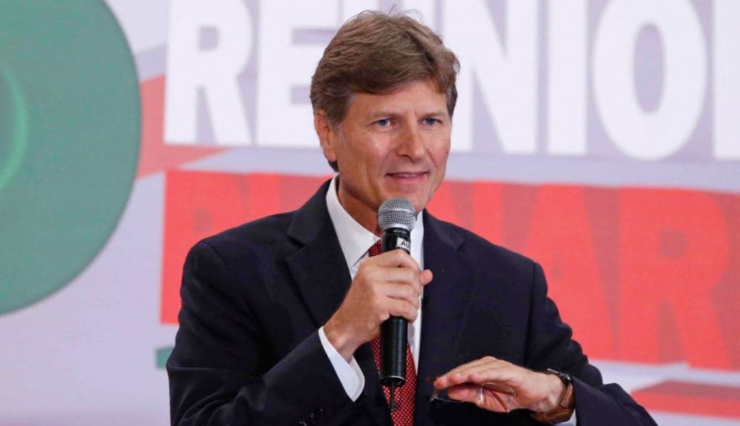 Sargazo tiene impacto negativo, pero no disminuye turismo: De la Madrid