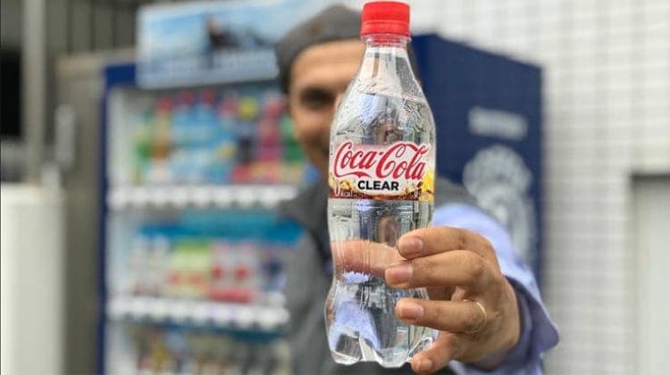 Coca-Cola cambia de color; ahora es transparente
