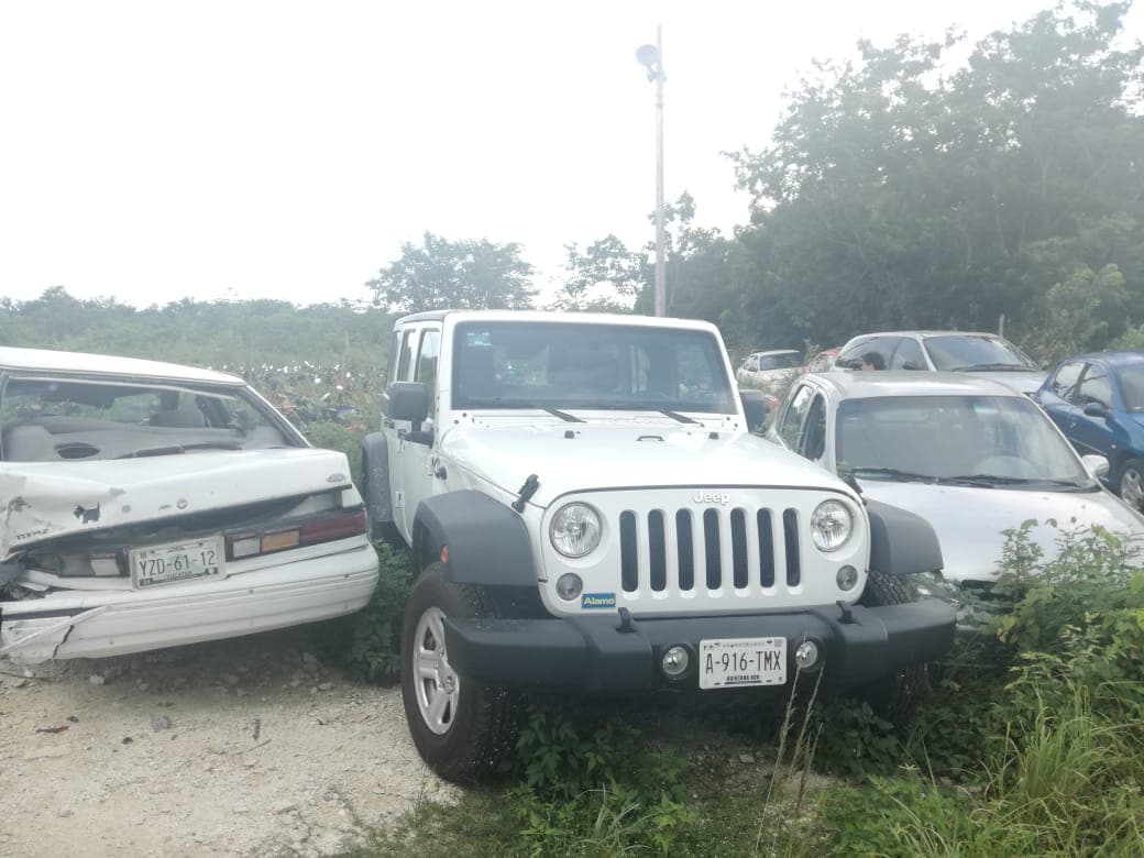 Acusan opacidad en baja de vehículos en Cozumel