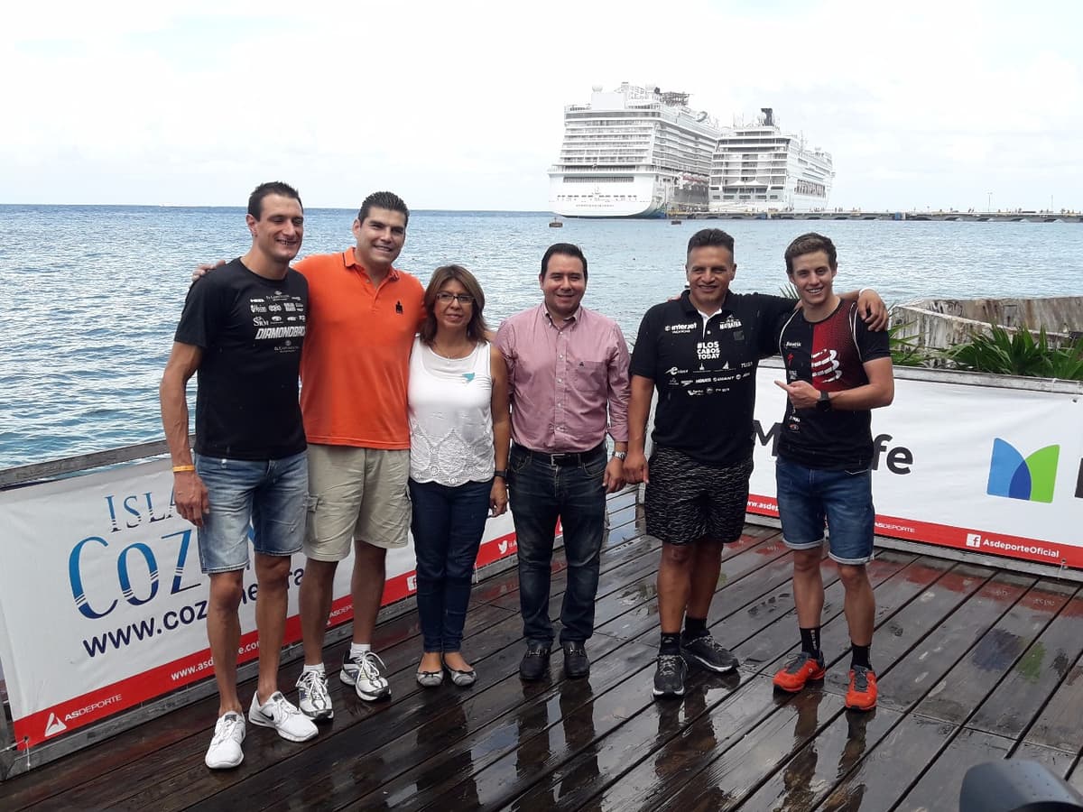 Comienzan a llegar atletas a Cozumel para el Ironman
