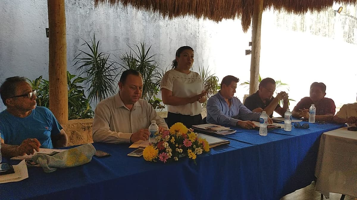 Recibe José Esquivel un Ayuntamiento con deficiencias y aviadores