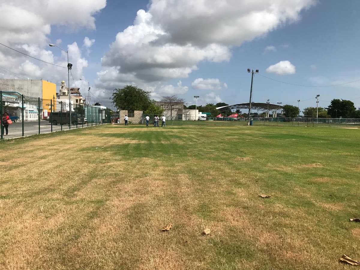 Regidora detrás del desorden en campo “Héctor ´Tío´ Rodríguez Marquetti”