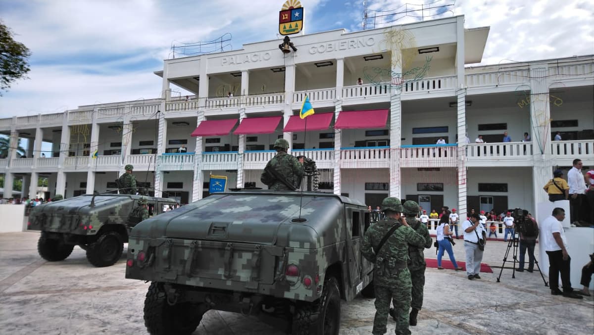 Exitoso desfile patrio en la capital del estado