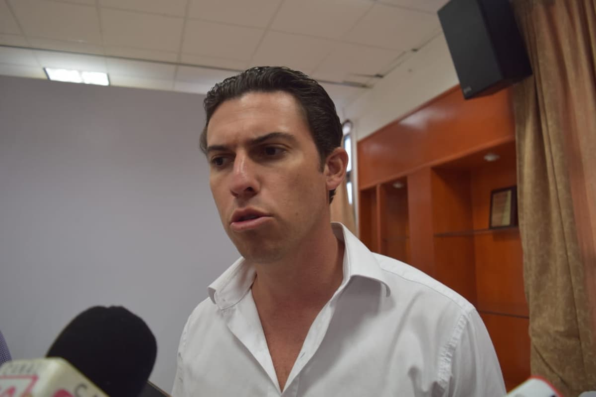 Remberto "promete" no dejar deudas a Mara