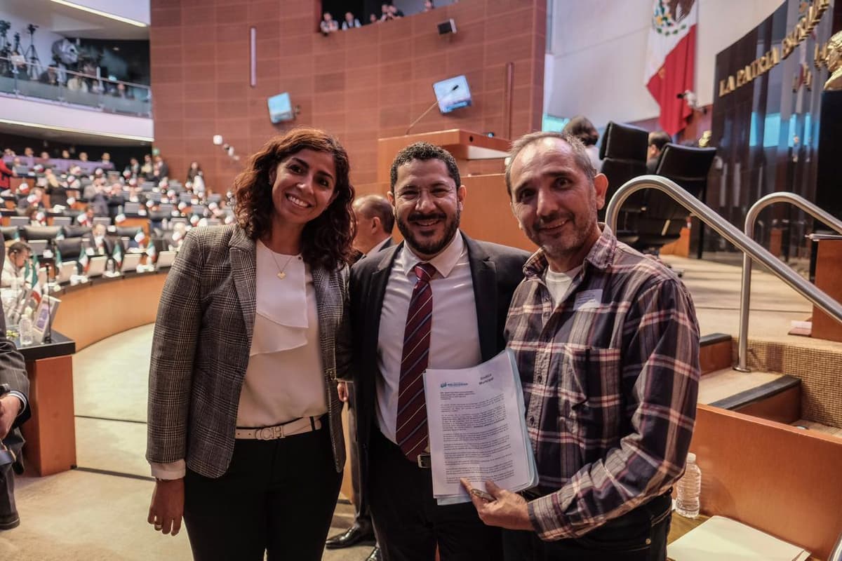 Entregan al senador Batres caso contra Aguakan