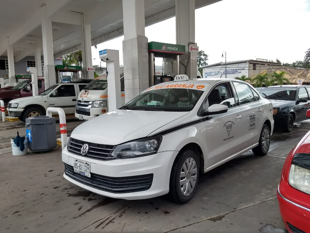 Sube a 20 pesos el taxi en Felipe Carrillo Puerto