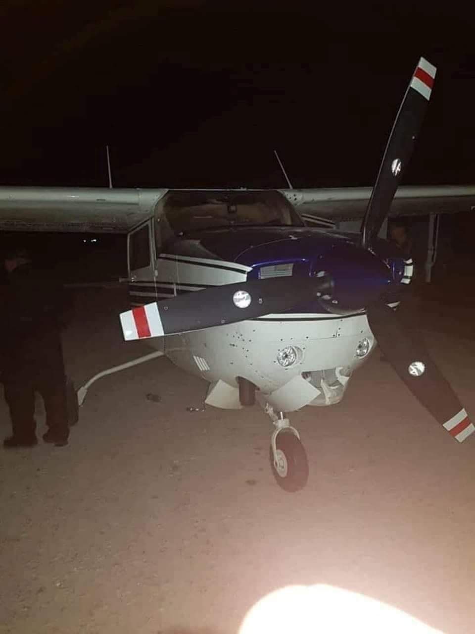 Aseguran aeronave con tonelada de cocaína en Belice