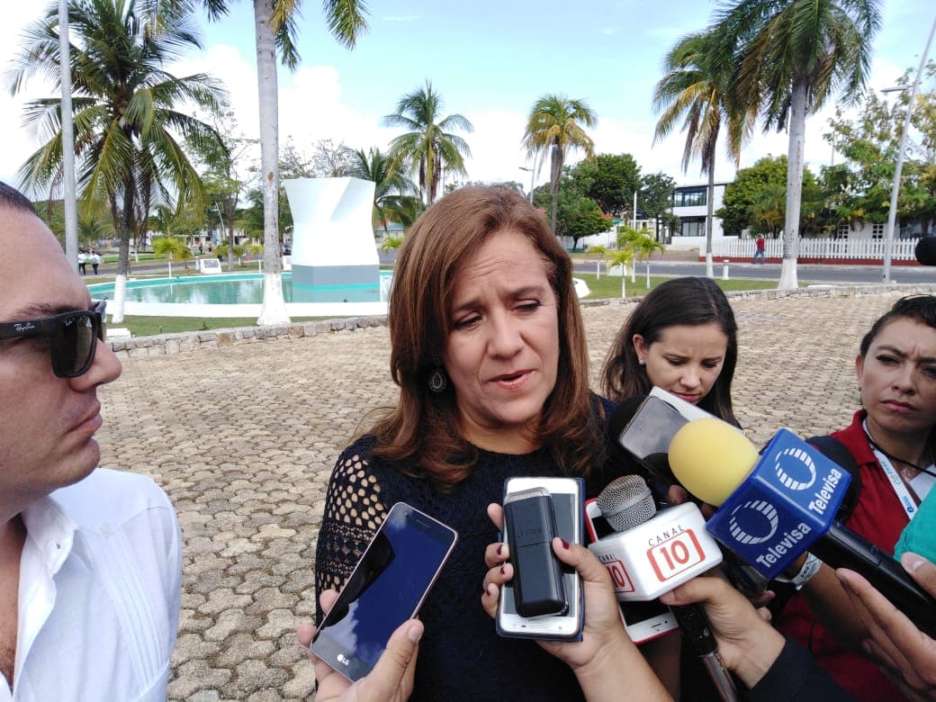 Pide Margarita Zavala verdadera división de poderes en México