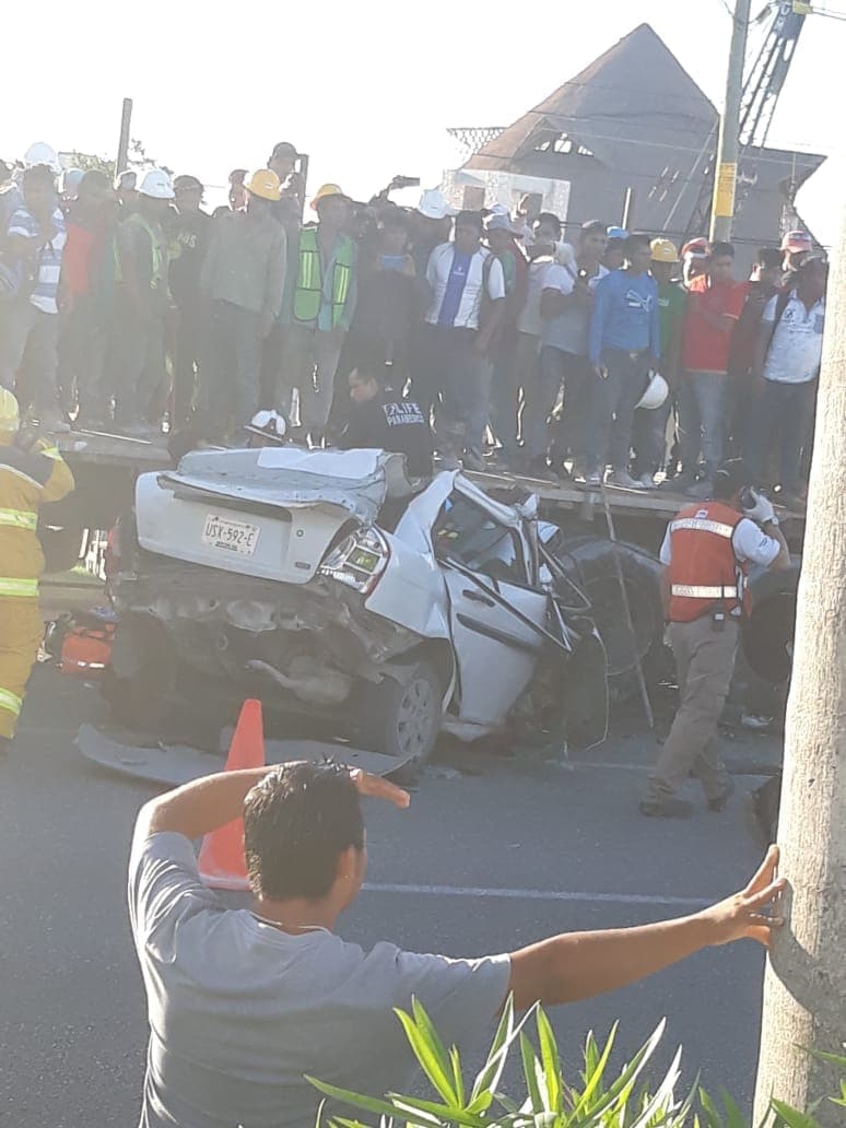 Mueren dos en choque por Xoximilco