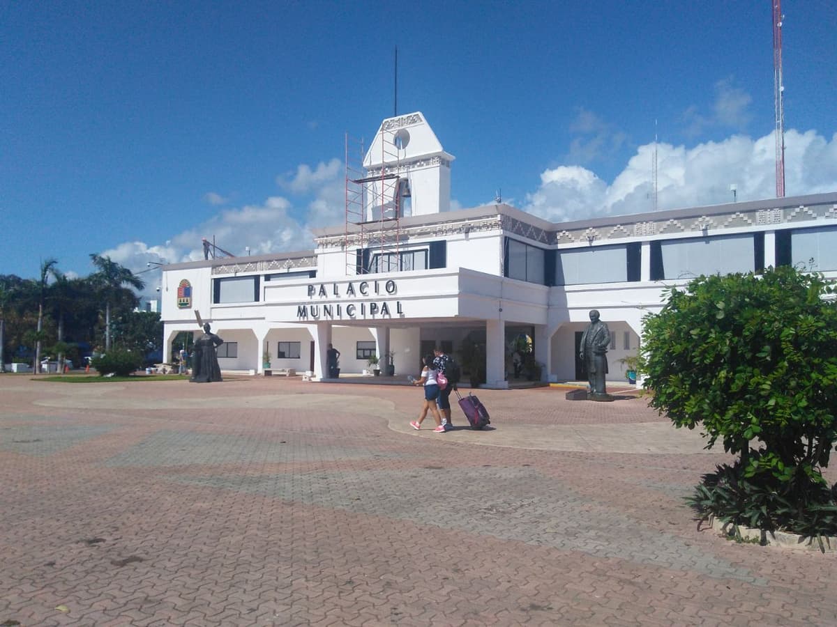 Anticipa tesorero endeudamiento en Solidaridad