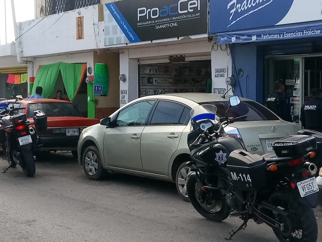 Asaltan con armas perfumería de Chetumal