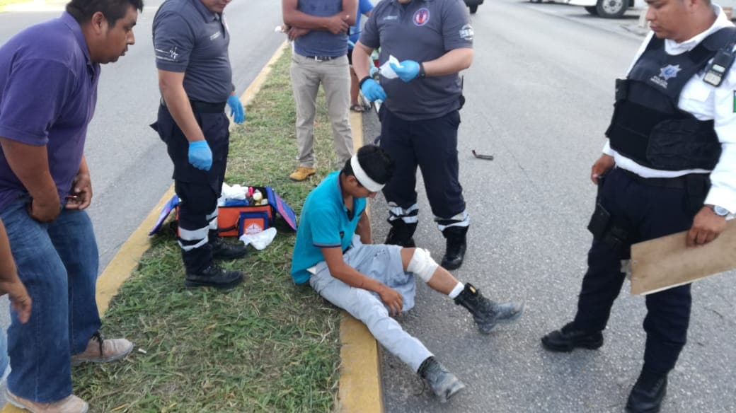 Por cruzar corriendo la carretera, un hombre fue arrollado