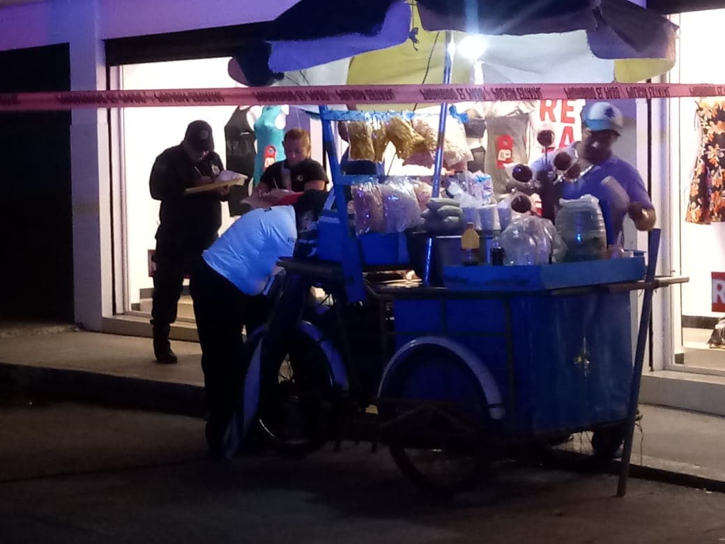 Dejan arma de fuego con elotero