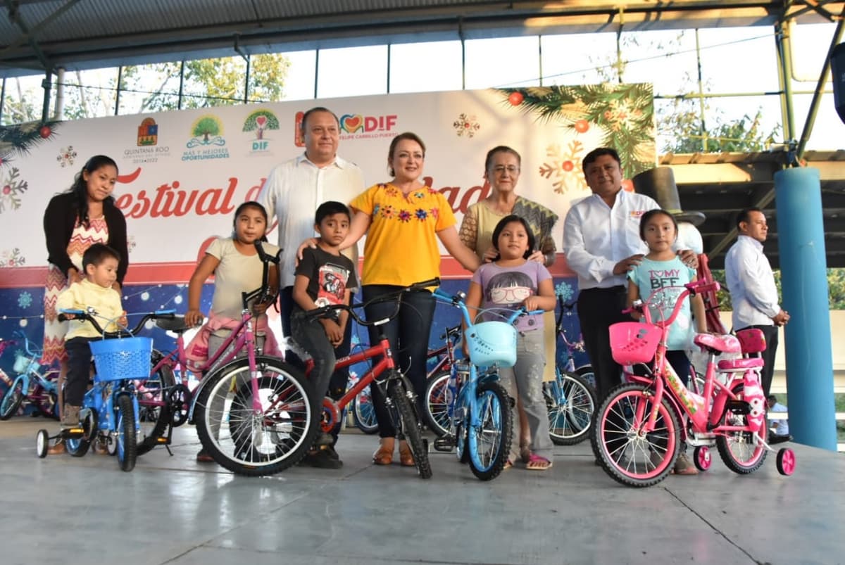 Gaby Rejón y José Esquivel encabezan festival navideño en Carrillo Puerto