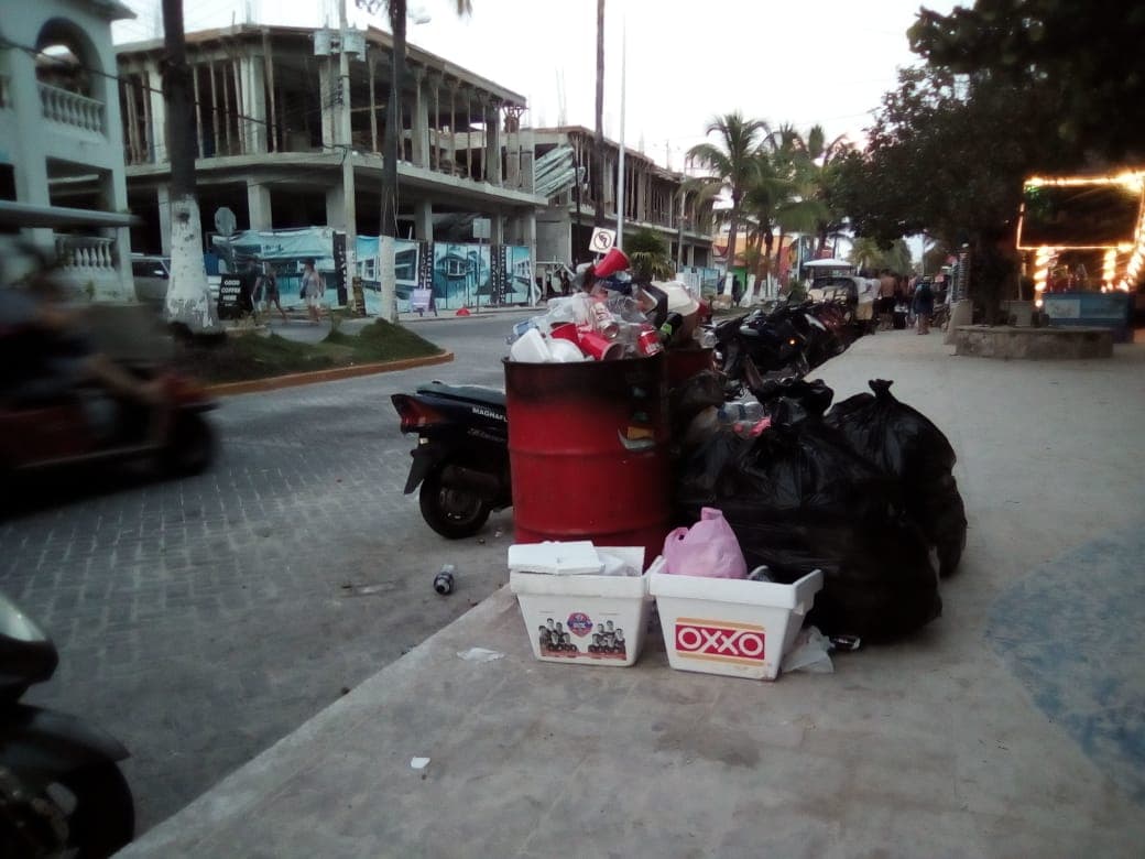 Galería: En pésimo estado la imagen urbana de Isla Mujeres