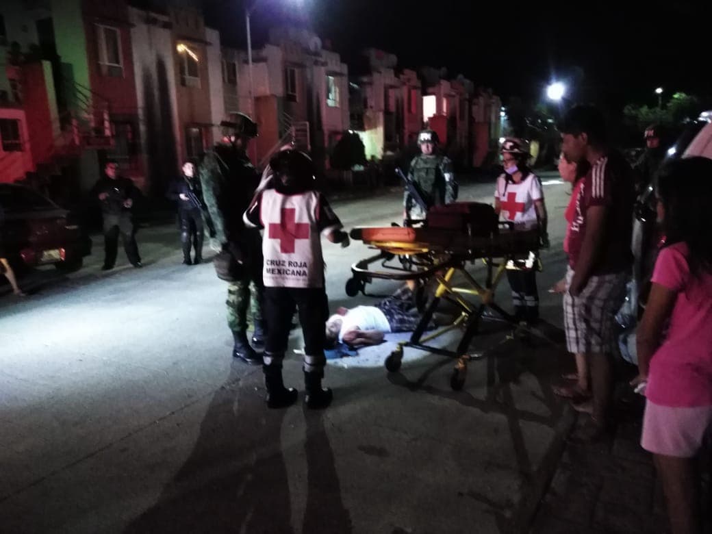 Le asestan golpe en la cabeza, defendía su honor