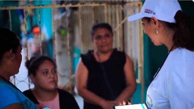 Marybel Villegas ensucia proceso electoral con entrega de "apoyos"