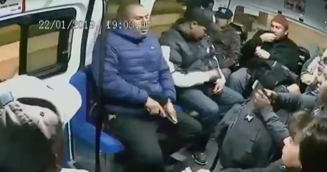 Ladrón sugiere "irse con cuidado" a pasajeros que robó