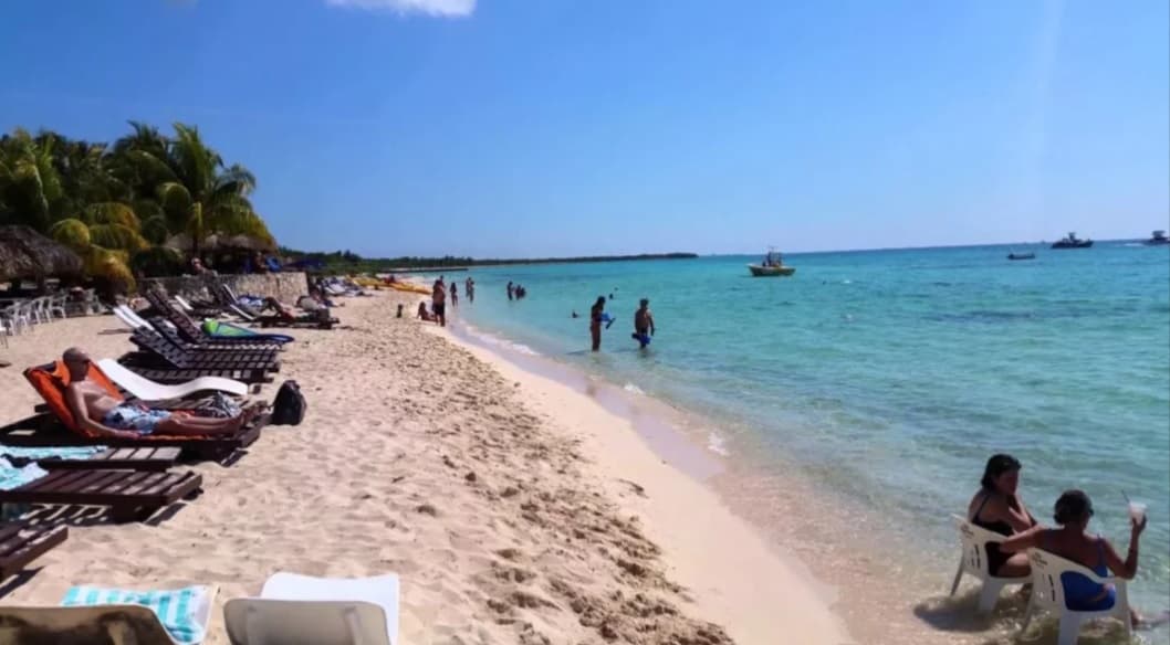 AHRM se reúne con Torruco: buscarán nuevos mercados en China, Corea y Japón