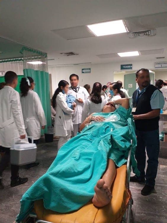 Mujer tenía "tumor gástrico" y le sale un bebé