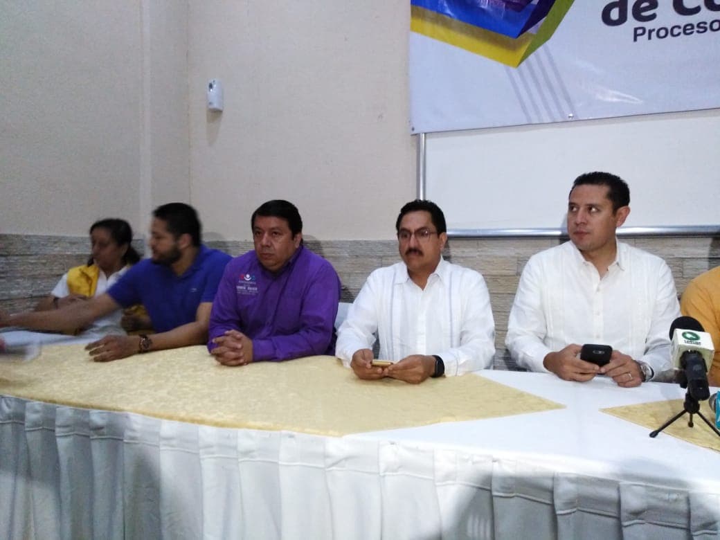 Presentan PAN, PRD y PES su alianza en Q. Roo