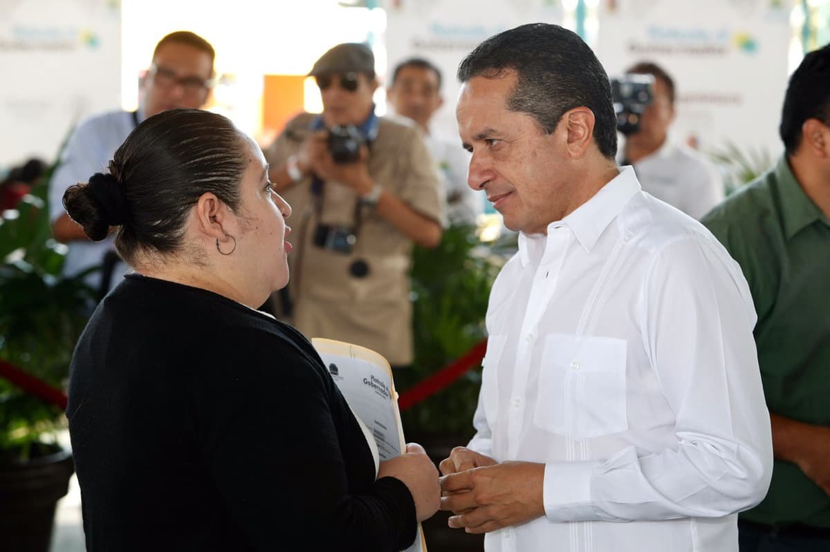 Carlos Joaquín atiende a más de 650 personas en "Platícale al Gobernador"