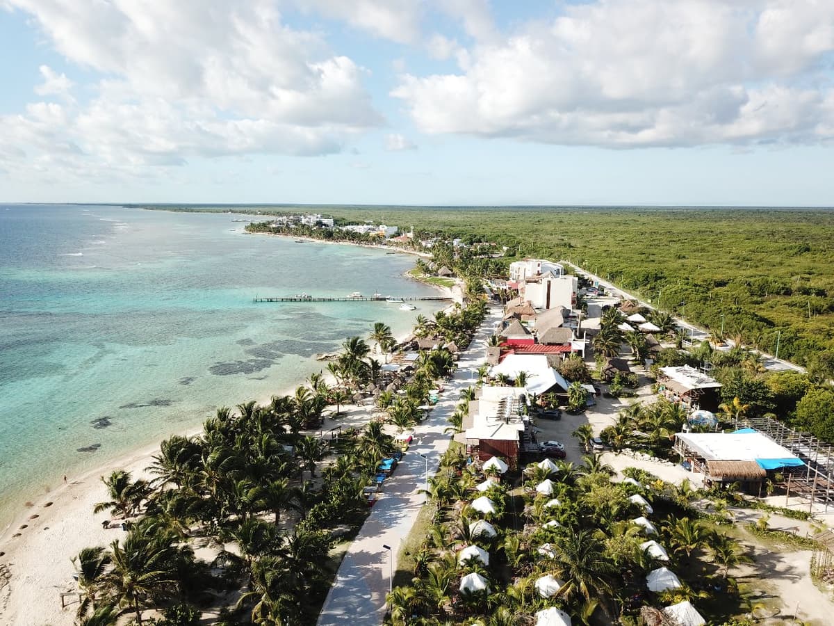 Urge saneamiento ambiental y social en Mahahual