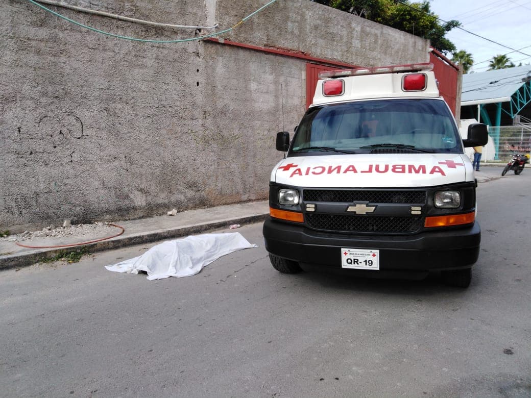 Fallece albañil electrocutado en Cancún