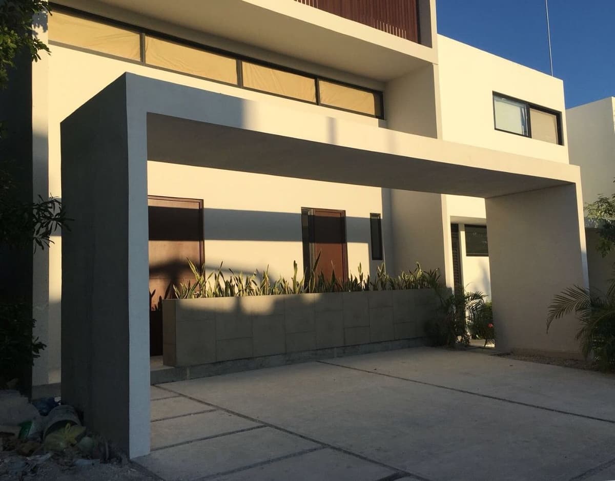 Caen inversiones en el sector inmobiliario: CCE