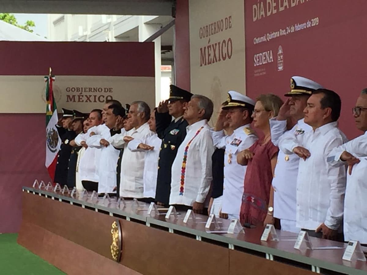 Confirma AMLO arribo de Sectur a Chetumal, el Tren Maya y la zona económica especial