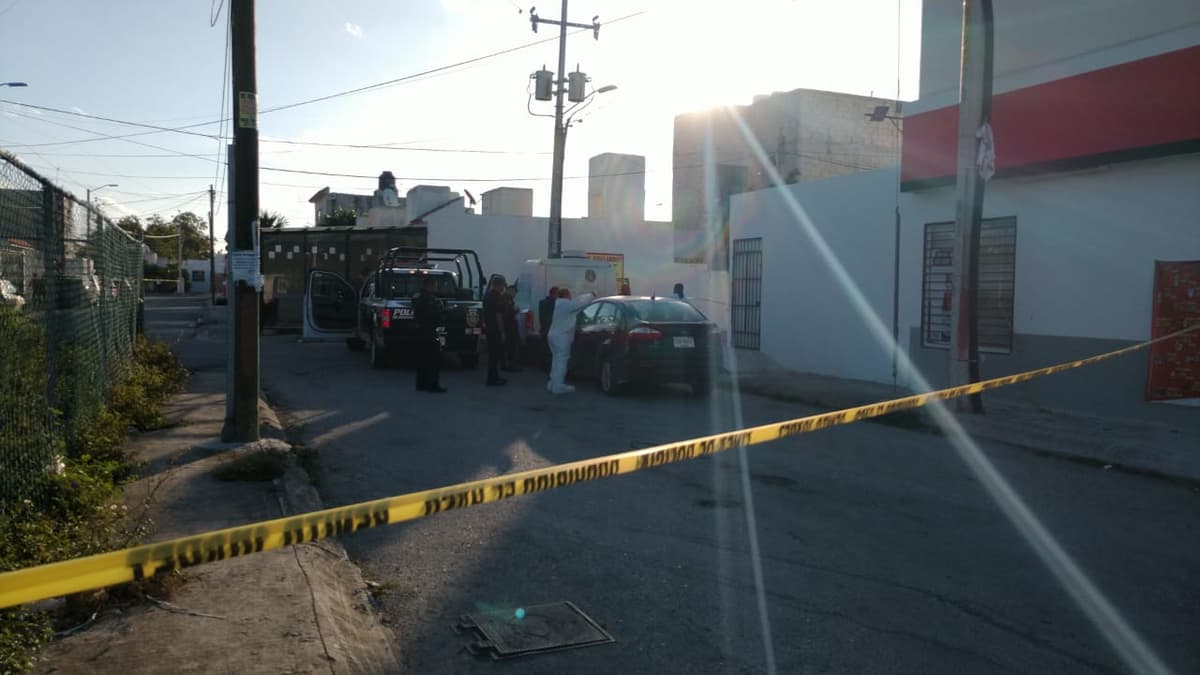 Vecinos de Villas del Mar ya no aguantan "el panteón de esabanados" en Benito Juárez