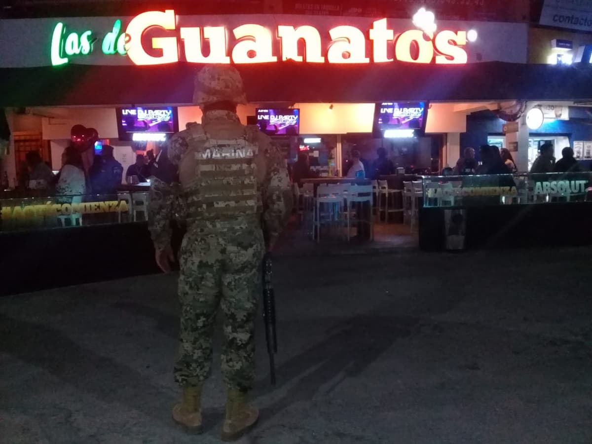 Redada policiaca en Guanatos y otros bares